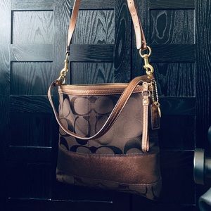 COACH Signature Series Shoulder Bag K0973-F13674